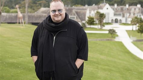 court decides kim dotcom can be extradited on fraud charges