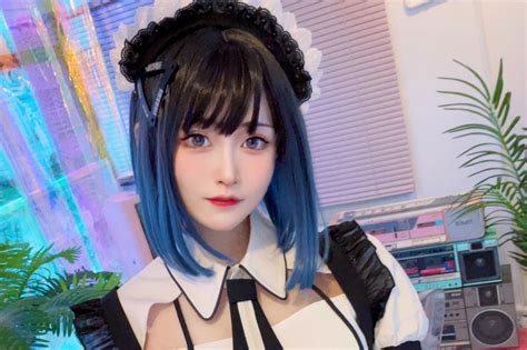 popular cosplayer “komeko” shows off her beautiful “maid” cosplay curecos plus（キュアコスプラス）