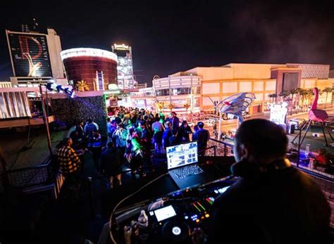 inspire rooftop bar in las vegas the rooftop guide