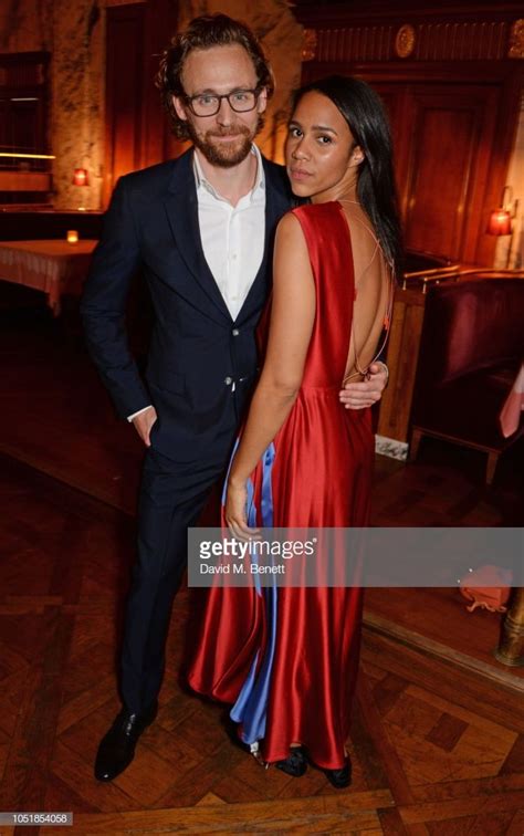 The star is currently known for playing oona in the handmaid's tale. Tom Hiddleston. October 2018. News Photo : Tom Hiddleston and Zawe Ashton attend an after ...