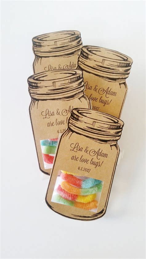 The Best Kid Friendly Wedding Favors Thatll Delight Your Tiniest