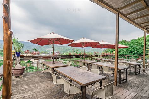 惡劣天氣 / 恶劣天气 ― èliè tiānqì ― bad weather. 台中新月傳說景觀餐廳|連在地人都不知道，卻讓我發現了..大坑隱藏版餐廳..阿新筆記