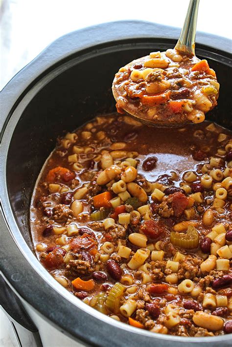 Befstróganov) is a russian dish of sautéed pieces of beef served in a sauce with smetana (sour cream). Slow Cooker Beef and Beans Pasta Soup - The Cooking Jar