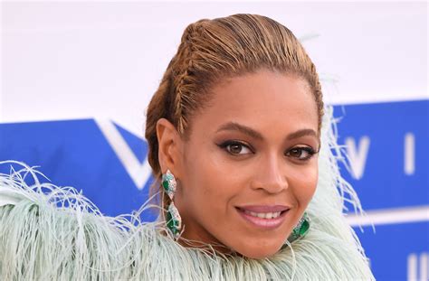 Beyonce Baby Announcement Breaks Instagram Spurzine