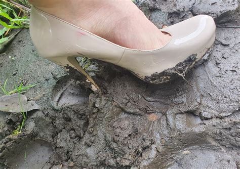 pin von miklish auf wet and muddy fun hochhackige stiefel stiefel