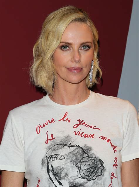 The  snow white and the huntsman. Charlize Theron Recalls Night Her Mother Killed Her Dad