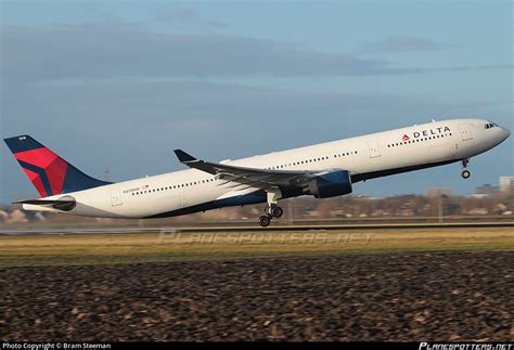 N818nw Delta Air Lines Airbus A330 323 Photo By Bram Steeman Id