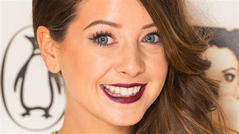 Youtuber Zoella Faces Calls To Apologise After Homophobic And Fat