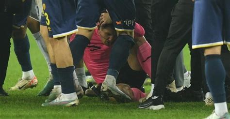 Turkish Leagues Suspended After Club President Punches Referee In Face Football News Onmanorama