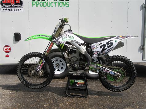 The two injectors split their. My 2009 Kawasaki KX250F with zebra print graphics by SSI ...
