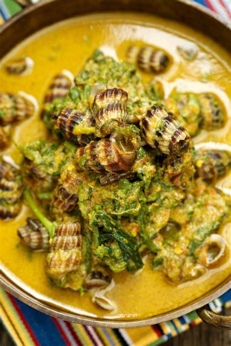 Potong dari belakang (siput tidak terlalu panjang atau pendek). Siput Sedut Masak Lemak Pucuk Ubi - masam manis