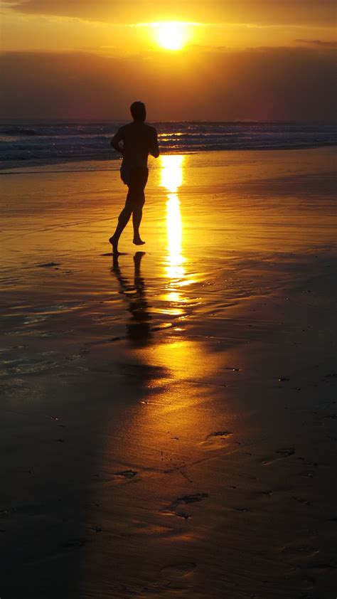 Entdecke rezepte, einrichtungsideen, stilinterpretationen und andere ideen zum ausprobieren. 58+ Info Baru Gambar Pemandangan Pantai Waktu Sore
