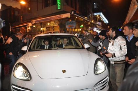 Tv8'de yayınlanan hülya avşar programına konuk olan arda turan, nişanlanıp ayrıldığı sinem kobal'la ilgili bomba bir itirafta bulundu. haber eğlence müzik fotoğraf bilgi oyun: Arda Turan-Sinem ...