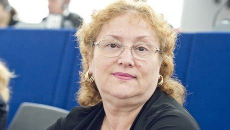 Join to listen to great radio shows, dj mix sets and podcasts. Renate Weber - ALDE - De la Soros în jurul PSD-ului lui ...