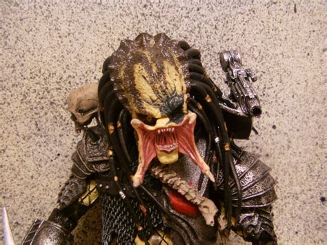 With tenor, maker of gif keyboard, add popular predator face animated gifs to your conversations. scar face predator | Predator alien, Predator, Samurai