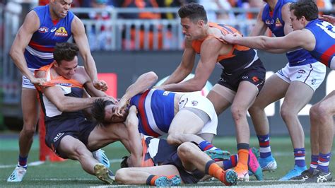 Three hundred bucks for my meme master and battery slave. AFL Grand Final 2019: Luke Beveridge comments on GWS ...