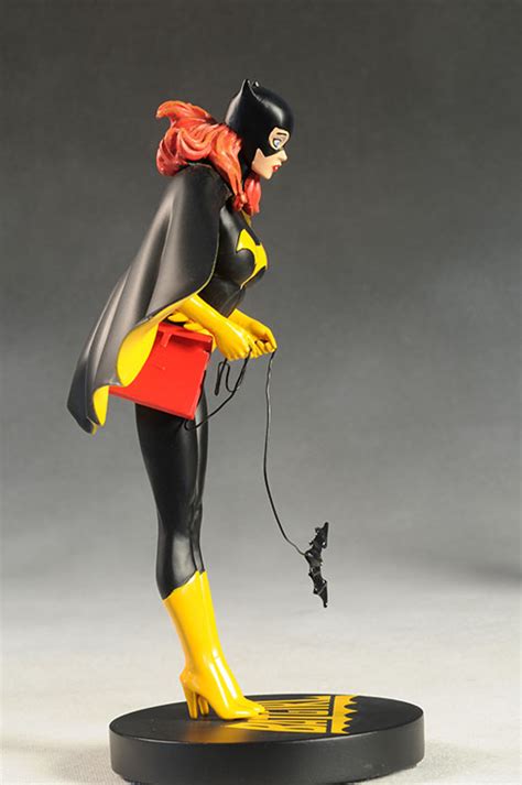 Review And Photos Of Dc Direct Dcu Cover Girls Batgirl Statue