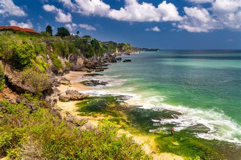 Di pantai panjang, kamu akan di suguhi dengan pemandangan pasir putih bersamaan dengan dentuman ombak yang begitu ya, itulah beberapa foto tentang keindahan pantai panjang. 10 Tempat Prewedding di Bali Paling Hits dan Instagramable ...