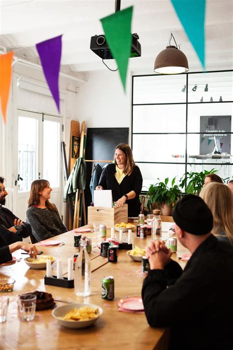10 Ways to Write a Meaningful Goodbye Card for a Leaving Coworker