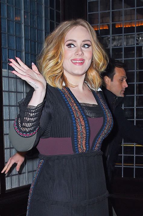 Adele Outside A Hotel In New York City November 2015 Celebmafia