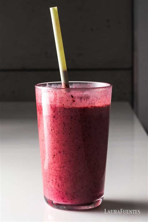 Easy Berry Juice With Greens Laura Fuentes