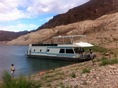 An Experts First Houseboating Experience On Lake Mead