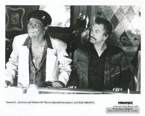 Джексон, роберт форстер и др. Jackie Brown - Publicity still of Samuel L. Jackson ...