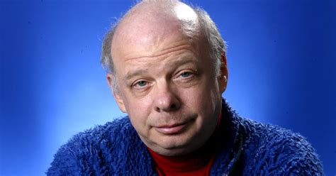 Who Is Wallace Shawn Here Is Everything You Need To Know