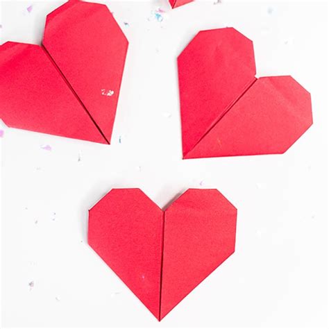How To Make An Origami Heart Simple Diy Origami Heart