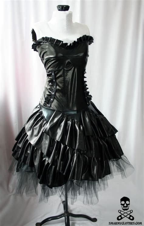 19 best garbage bag dresses images on pinterest bin bag eco friendly and photoshoot