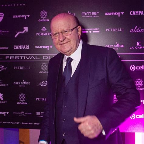 His birthday, what he did before fame, his family life, fun trivia facts, popularity rankings, and more. Massimo Boldi invoca il ritorno del Signore: 'Mascherine ...