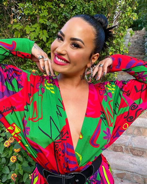 The american singer, 25, looked energetic in a racy ensemble as she gave a. DEMI LOVATO - Instagram Photos 10/12/2020 - HawtCelebs