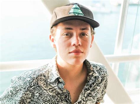 I've resisted the idea because i love his character, but the proof is all there. Shameless Star Ethan Cutkosky "Carl Gallagher" Arrested ...