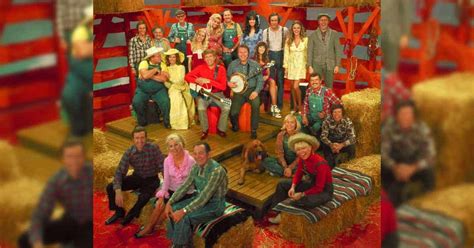 Wondering What Happened To Hee Haw Cast Here S What We Found Out