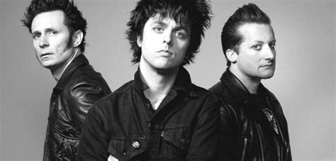Green Day Release New Life Asserting Track Still Breathing