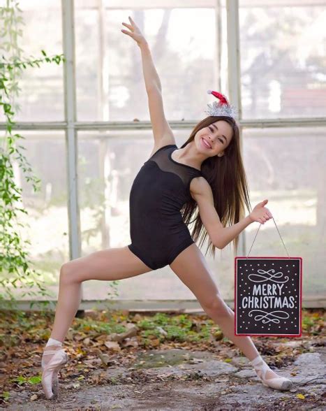 Happy Holidays From Sadie Jane Ballet Beautiful Dance Outfits Dance Photography