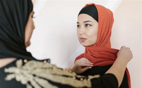 understanding hijab frequently asked questions answered on world hijab day muslim american
