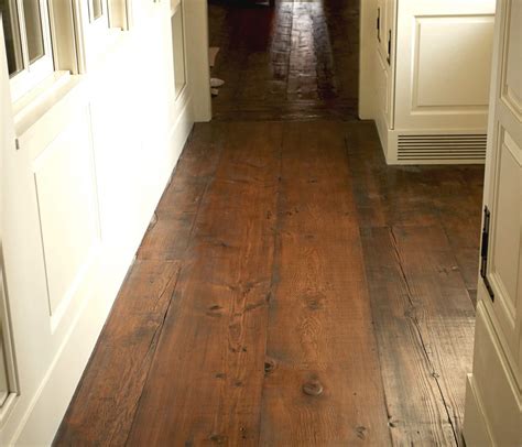 How To React To A Water Stain On Wood Floors | T & G Flooring