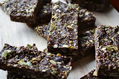 Nourish The Roots Raw Superfood And Seed Energy Bars