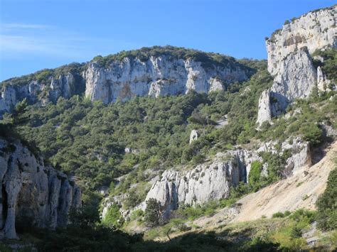 Top 15 Des Plus Beaux Villages Du Luberon La Terre Est Un Jardin