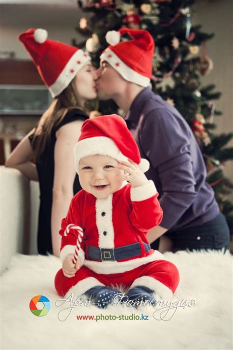 We did not find results for: 25 more cute Family Christmas picture ideas