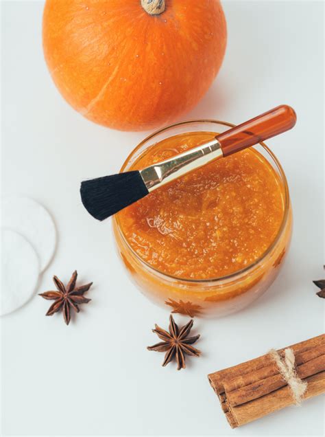 This Easy Diy Pumpkin Face Mask Is A Fall Favorite Vital Proteins