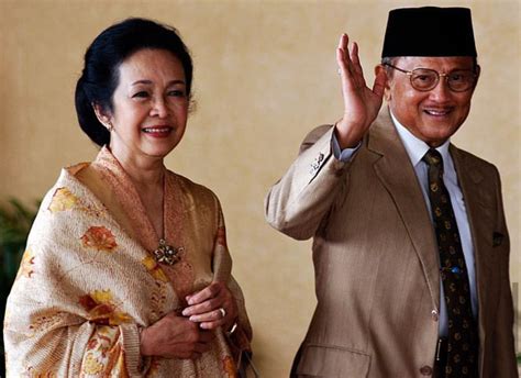 Pusara Habibie Ainun Berdampingan Di TMP Kalibata, Bukti Nyata Cinta