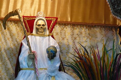 Our santa muerte who will come for us all, kind and gentle be your kiss. La Santa Muerte: Inmates' New Friend | Panoramas