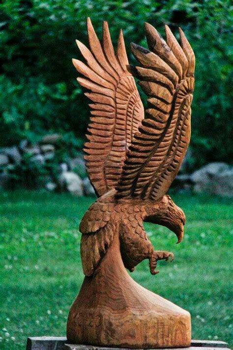 Eagle In Flight Chainsawwoodcarvings Chainsaw Carving Chainsaw