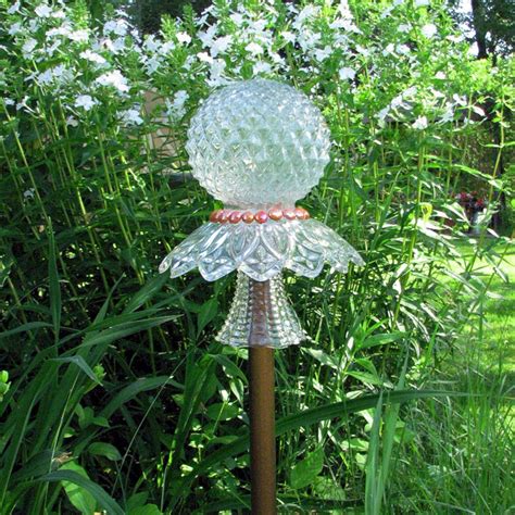 Pin By Lkmgtrevino On Glass Garden Decor To Make In 2020 Glass Garden
