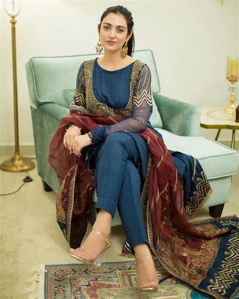 sarah khan gorgeous clicks from new fashion shoot sarah khan pakistani fashion party wear
