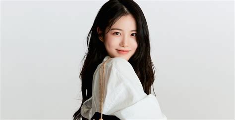 Tuai Pujian Ini Profil Shin Ye Eun Biodata Pemeran Antagonis Park Yeon