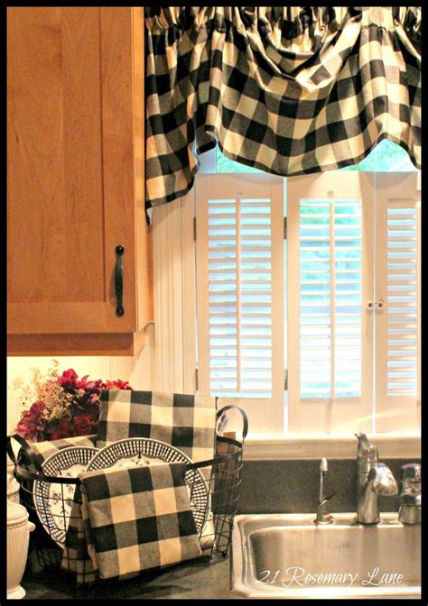 Examples Of The Best Black And White Buffalo Plaid Kitchen Decor Red