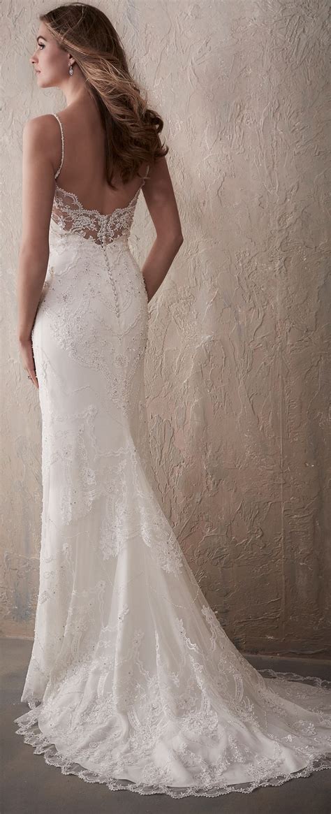 Low Back Wedding Dresses Top Low Back Wedding Dresses Find The Perfect Venue For Your